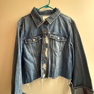 Vince Camuto Light Blue Frayed Hem Jean Jacket
